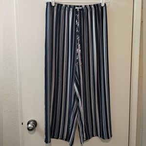 Ultra Flirt, Navy to Light Blue, White Striped Pants Size XL